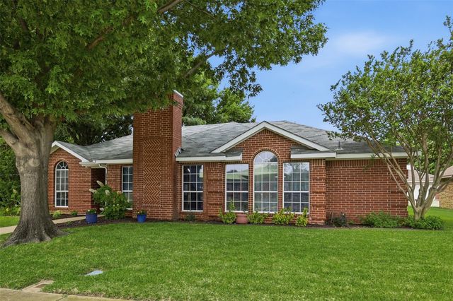 810 Sylvan Creek Drive, Lewisville, TX 75067