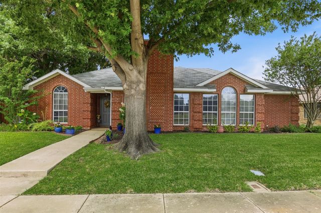 810 Sylvan Creek Drive, Lewisville, TX 75067