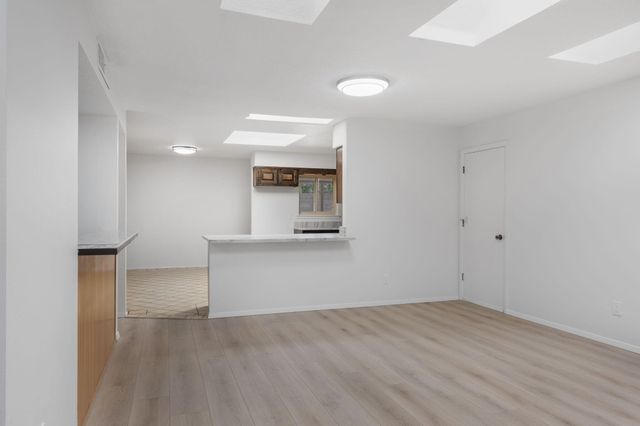 2718 Cagua Drive NE, Albuquerque, NM 87110