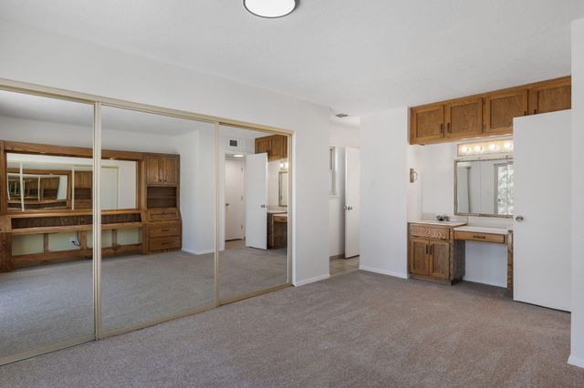 2718 Cagua Drive NE, Albuquerque, NM 87110