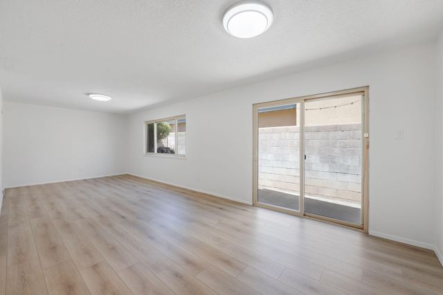2718 Cagua Drive NE, Albuquerque, NM 87110