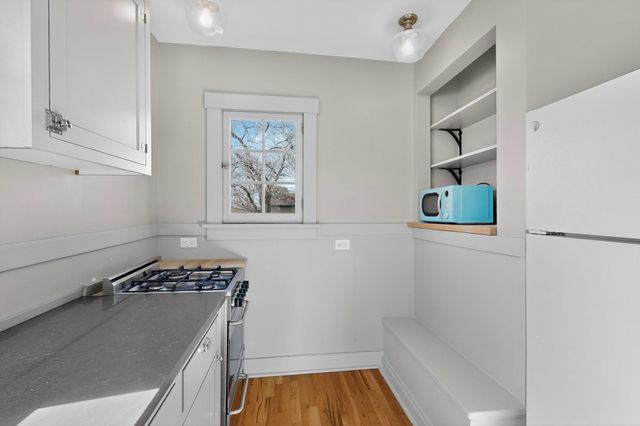 323 High Street SE, Albuquerque, NM 87102