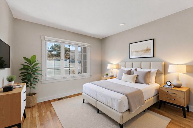 323 High Street SE, Albuquerque, NM 87102