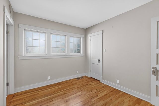 323 High Street SE, Albuquerque, NM 87102