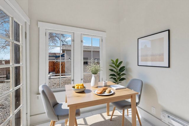 323 High Street SE, Albuquerque, NM 87102