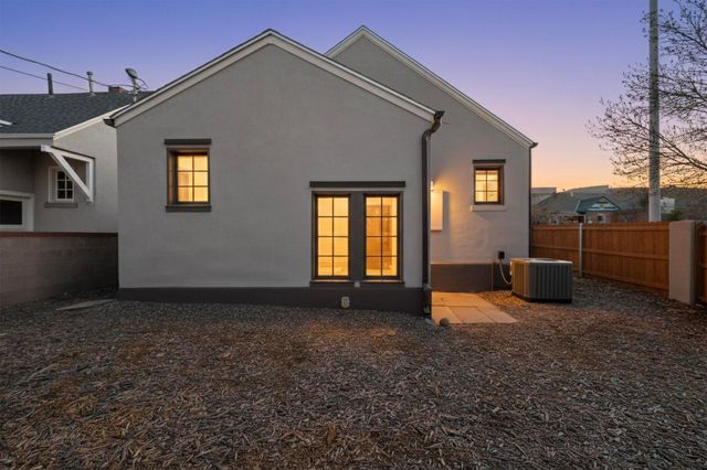 323 High Street SE, Albuquerque, NM 87102