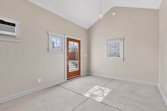 323 High Street SE, Albuquerque, NM 87102