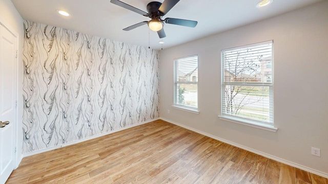 4725 Sassafras Drive, Fort Worth, TX 76036