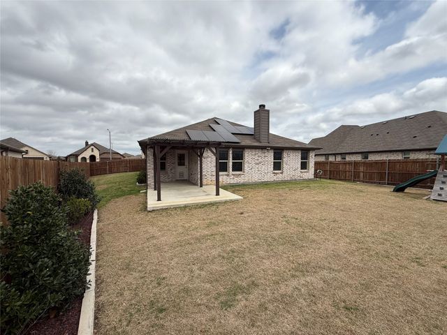 4725 Sassafras Drive, Fort Worth, TX 76036