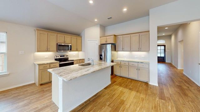 4725 Sassafras Drive, Fort Worth, TX 76036