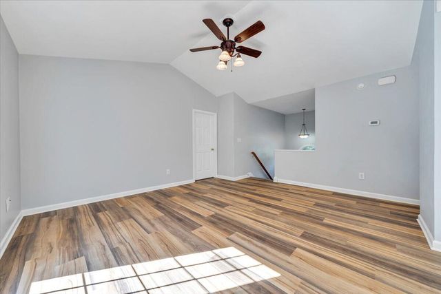 2417 Deerfield CT, Roanoke, VA 24014