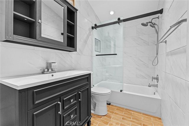 869 Fillmore Court, Hemet, CA 92543