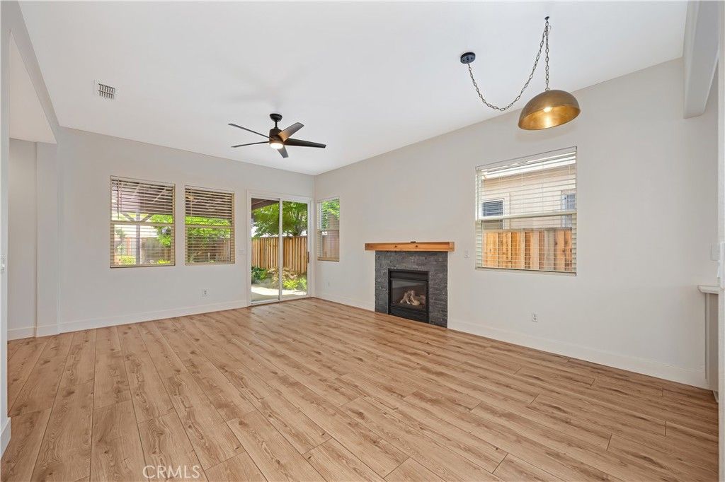 Image 5 of property listing at 2821 Unity Pointe, Sacramento, CA 95833