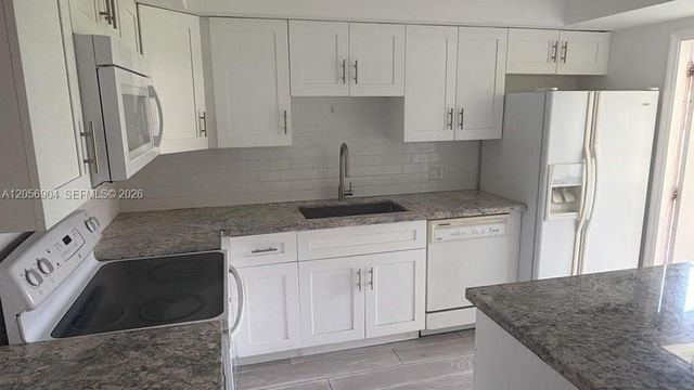 11858 E Brier Patch Ct E, Wellington, FL 33414