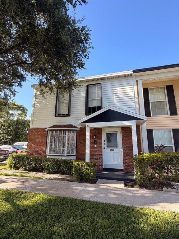 11858 E Brier Patch Ct E, Wellington, FL 33414