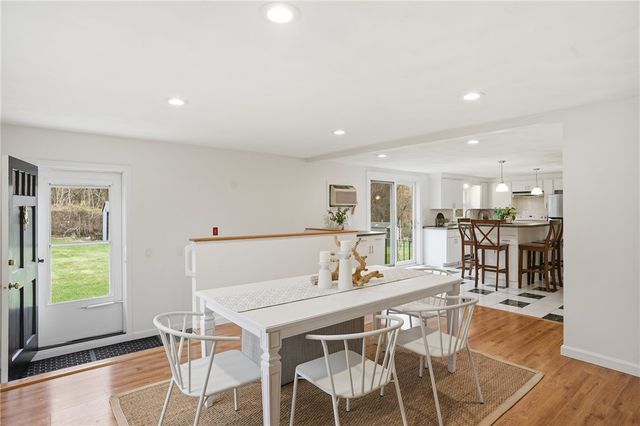 49 Roosevelt Drive, Bristol, RI 02809