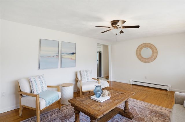 49 Roosevelt Drive, Bristol, RI 02809