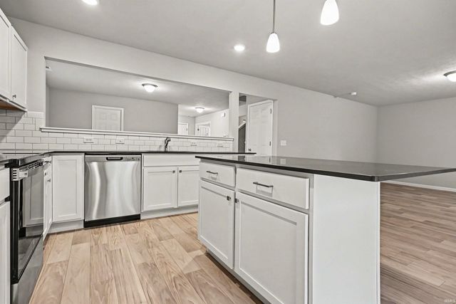2167 Miami Trail, Huntington, IN 46750
