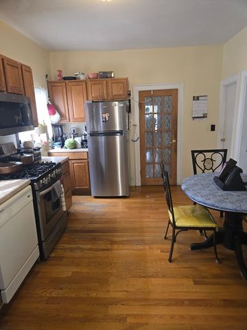 55 Adams, Everett, MA 02149