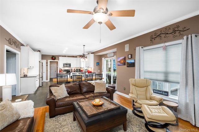 60 Idlewild Road, Marlboro, NY 12542
