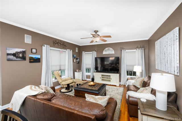 60 Idlewild Road, Marlboro, NY 12542