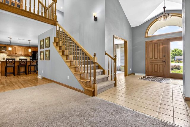 2928 E RIDGE PLACE, Neenah, WI 54956