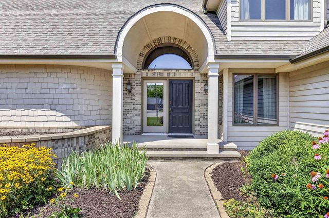 2928 E RIDGE PLACE, Neenah, WI 54956