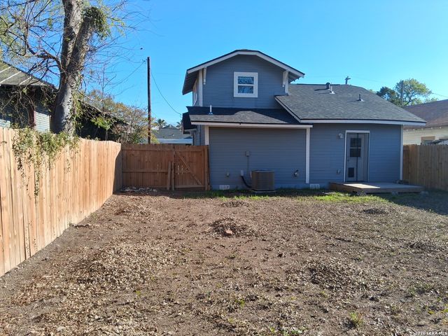 539 hicks, San Antonio, TX 78210