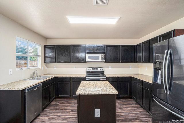 7911 Maple Leaf, San Antonio, TX 78254