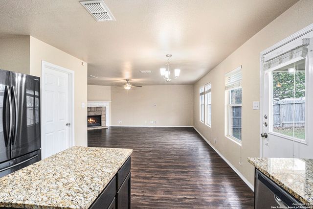 7911 Maple Leaf, San Antonio, TX 78254