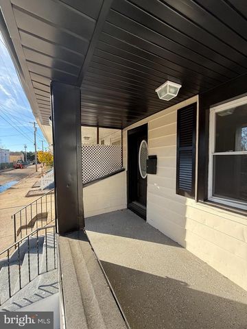 333 W BUCK ST, Paulsboro, NJ 08066