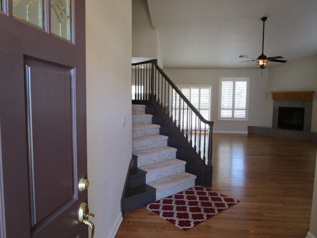 1721 Monte Vista Drive, Hollister, CA 95023