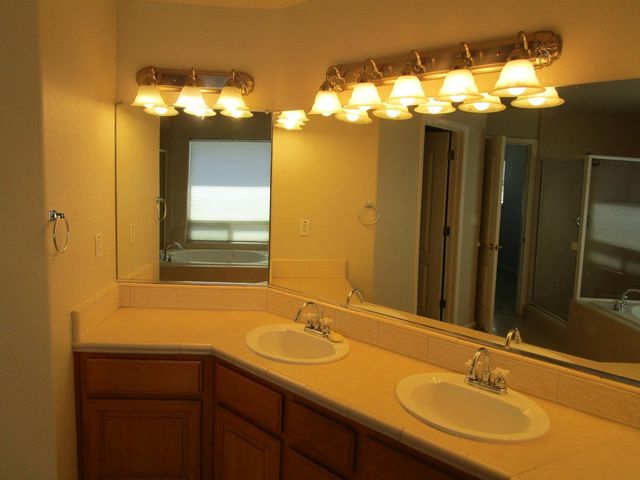 1721 Monte Vista Drive, Hollister, CA 95023