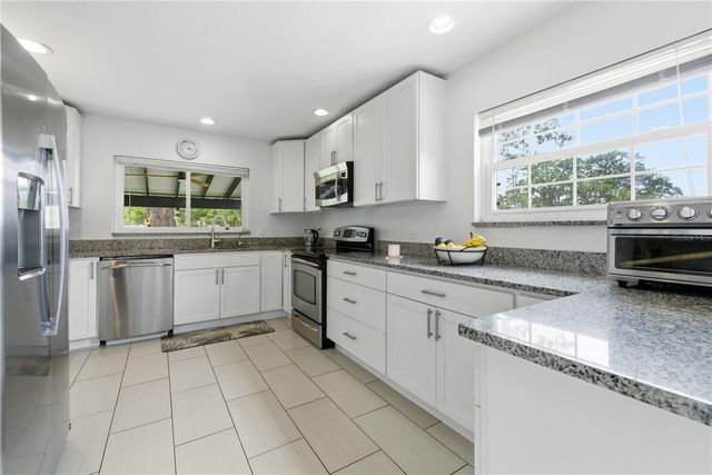 1389 PONCE DE LEON BOULEVARD, Winter Springs, FL 32708