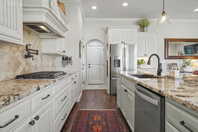 7703 E 81st Place North, Owasso, OK 74055