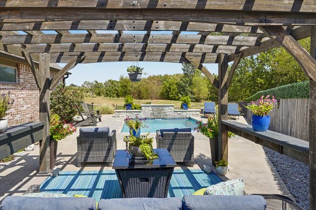7703 E 81st Place North, Owasso, OK 74055