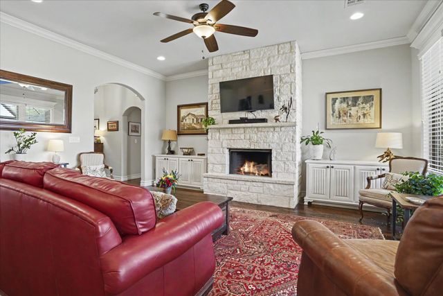 7703 E 81st Place North, Owasso, OK 74055