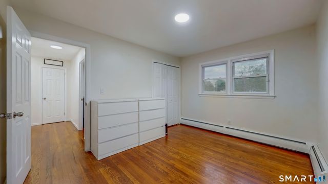 88 Wintonbury Avenue, Bloomfield, CT 06002