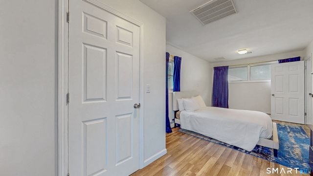 88 Wintonbury Avenue, Bloomfield, CT 06002