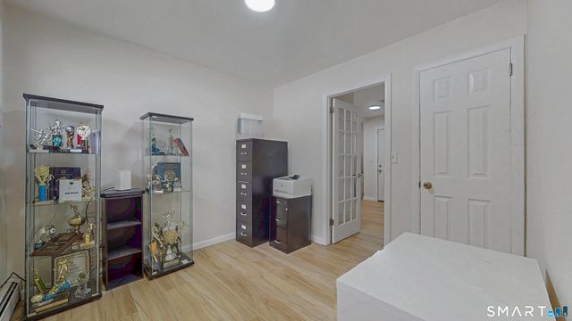 88 Wintonbury Avenue, Bloomfield, CT 06002