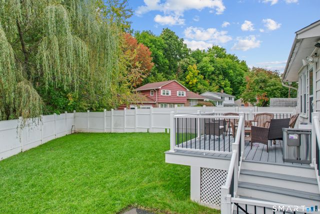 88 Wintonbury Avenue, Bloomfield, CT 06002
