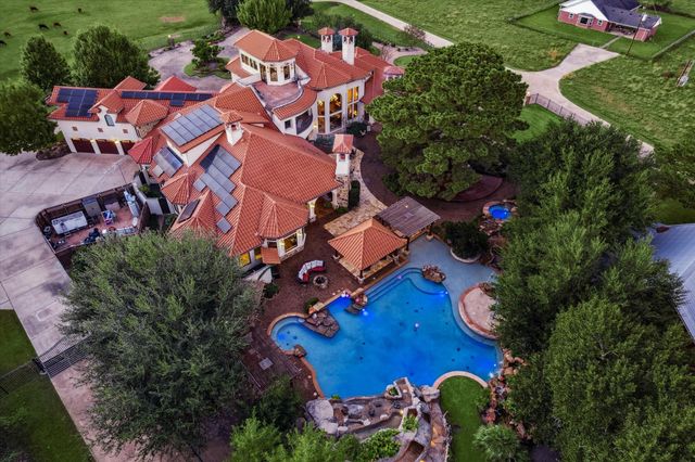21538 Mueschke Road, Tomball, TX 77377