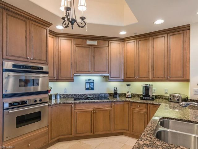 2728 Tiburon BLVD E PH-503, Naples, FL 34109