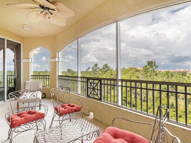 2728 Tiburon BLVD E PH-503, Naples, FL 34109