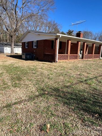 3502 Sanford Lane, Monroe, NC 28110