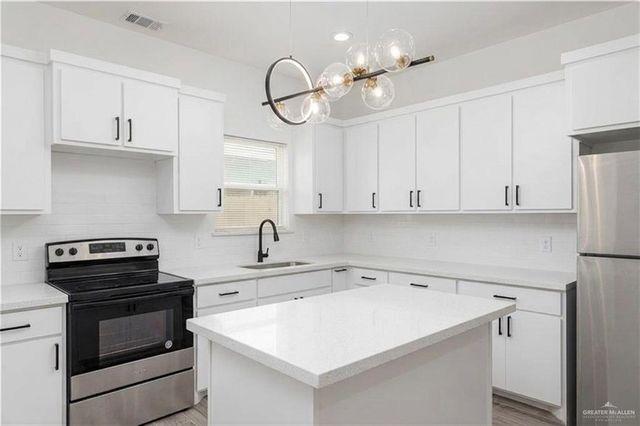 2206 Taxco Court 1, Edinburg, TX 78542