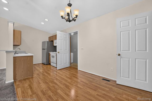 9533 Overlook Court, Mundy Township, MI 48439