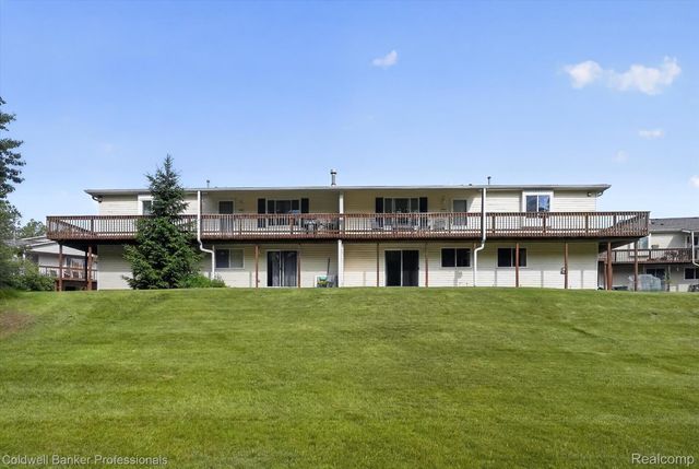 9533 Overlook Court, Mundy Township, MI 48439
