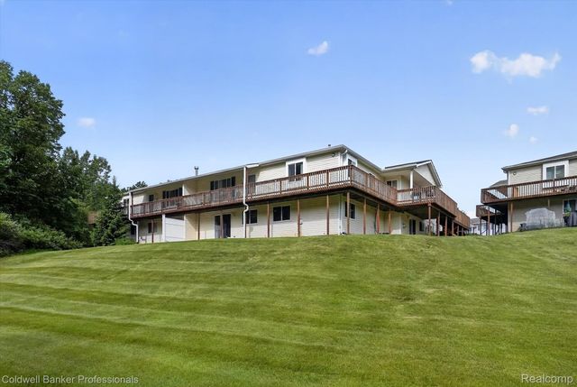 9533 Overlook Court, Mundy Township, MI 48439