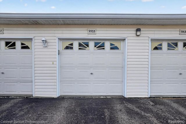 9533 Overlook Court, Mundy Township, MI 48439